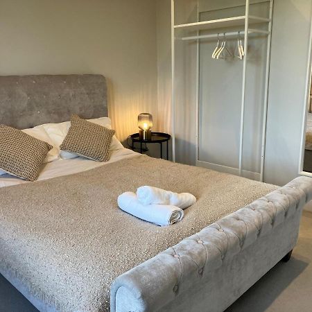 Stylish 1 Bed Flat With Private Terrace In Wimbledon - 3 The Queens Londres Exterior foto